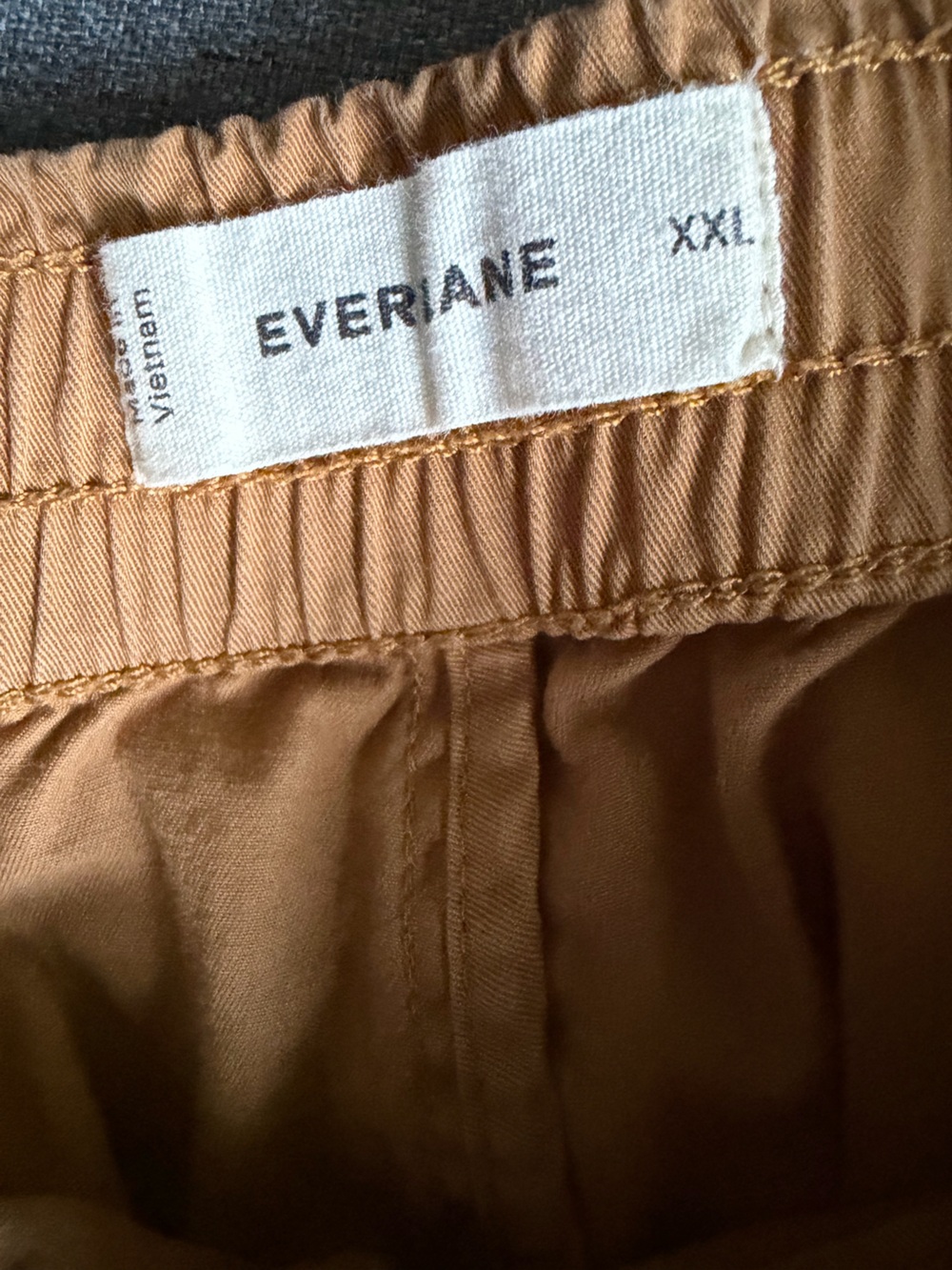Everlane Easy Barrel Drawstring Pants in Oak Brown - Picture 7 of 10